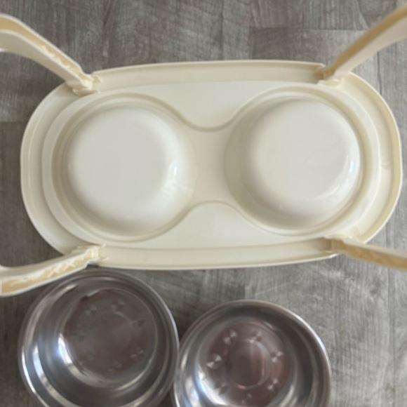 Dog bowl - Picture 4 of 5